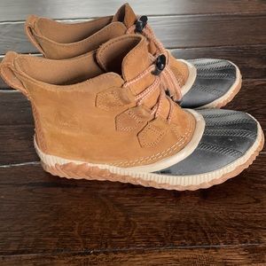 Sorel waterproof boots